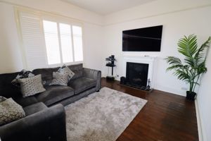 Lounge- click for photo gallery